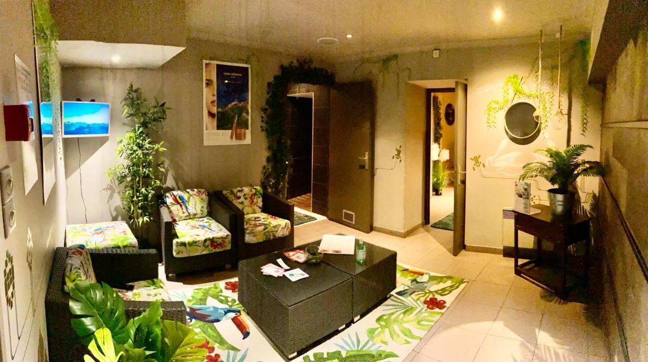 Kyriad Restaurant Centre Spa Vichy Eksteriør billede
