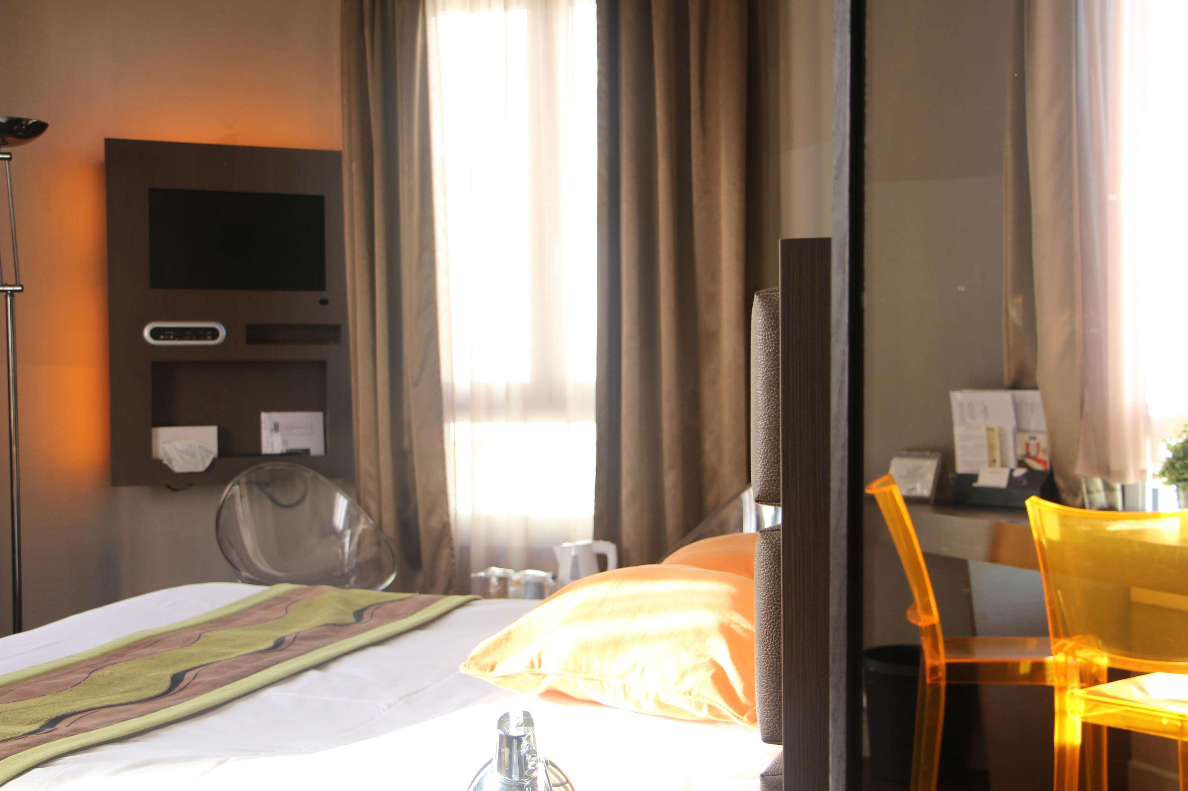 Kyriad Restaurant Centre Spa Vichy Eksteriør billede
