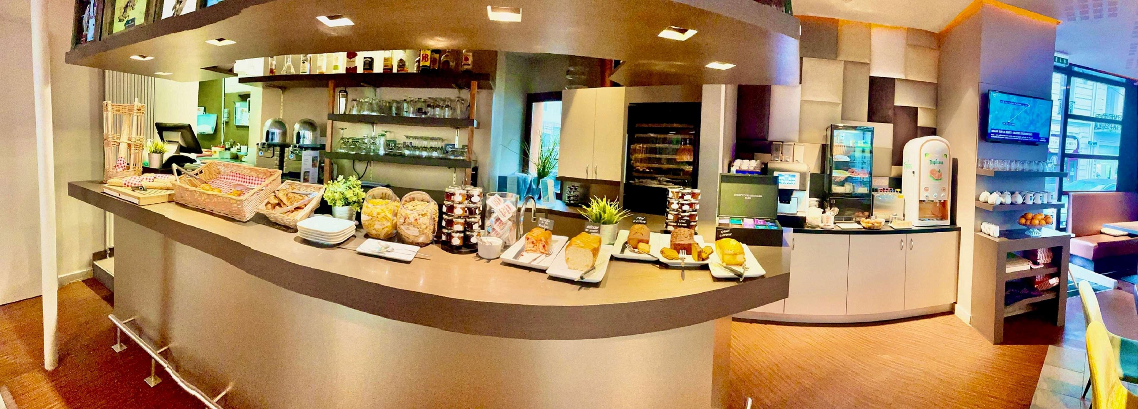 Kyriad Restaurant Centre Spa Vichy Eksteriør billede